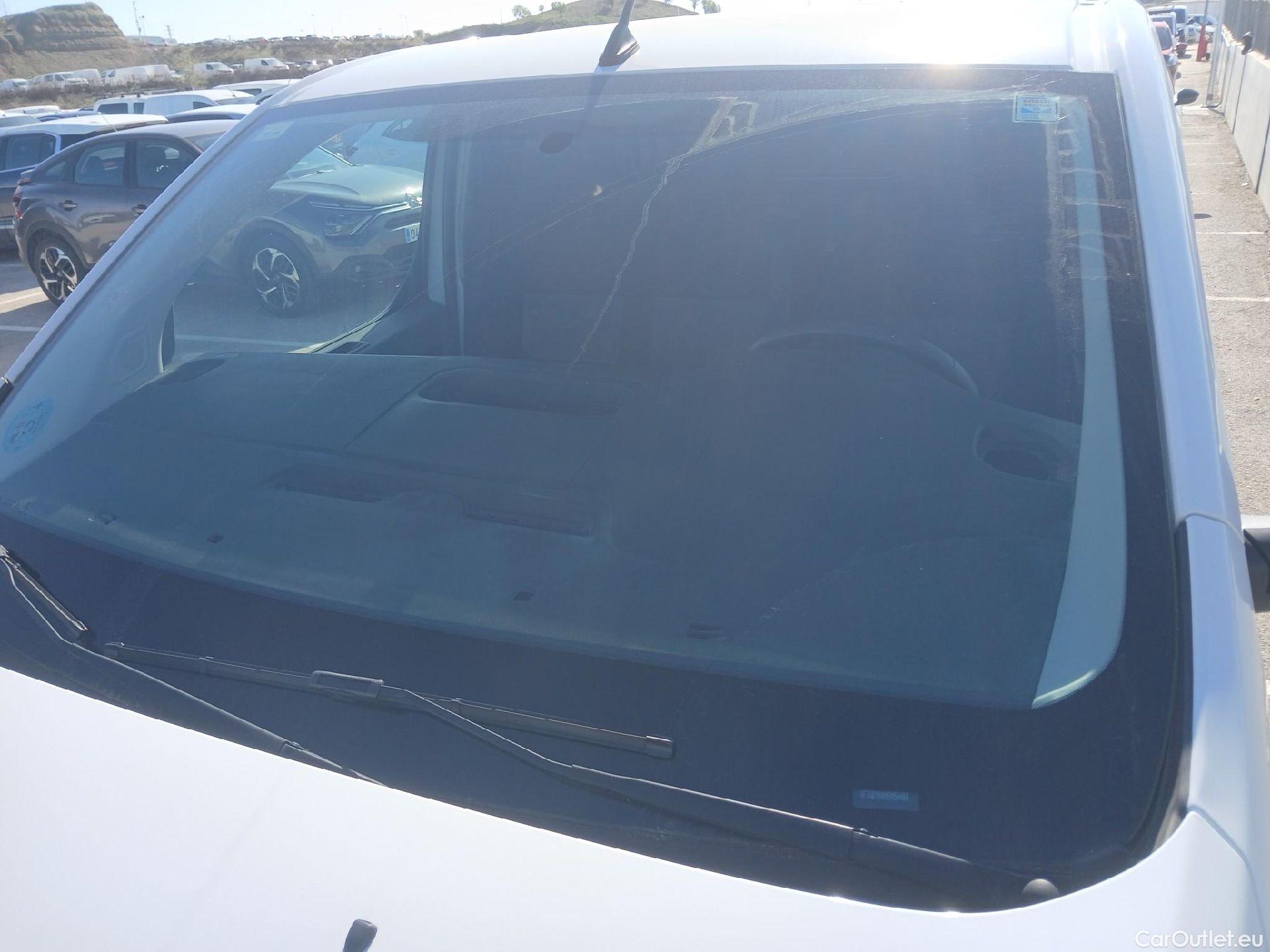  Citroen  Jumpy CITROEN  / 2016 / 4P / furgón Talla M BlueHDi 120 S&S 6v Control #16