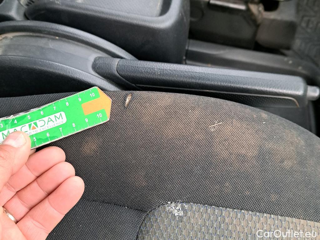  Nissan  NV200 NISSAN e- / 2009 / 5P / combi Combi 5 40 kWh PROFESIONAL #19