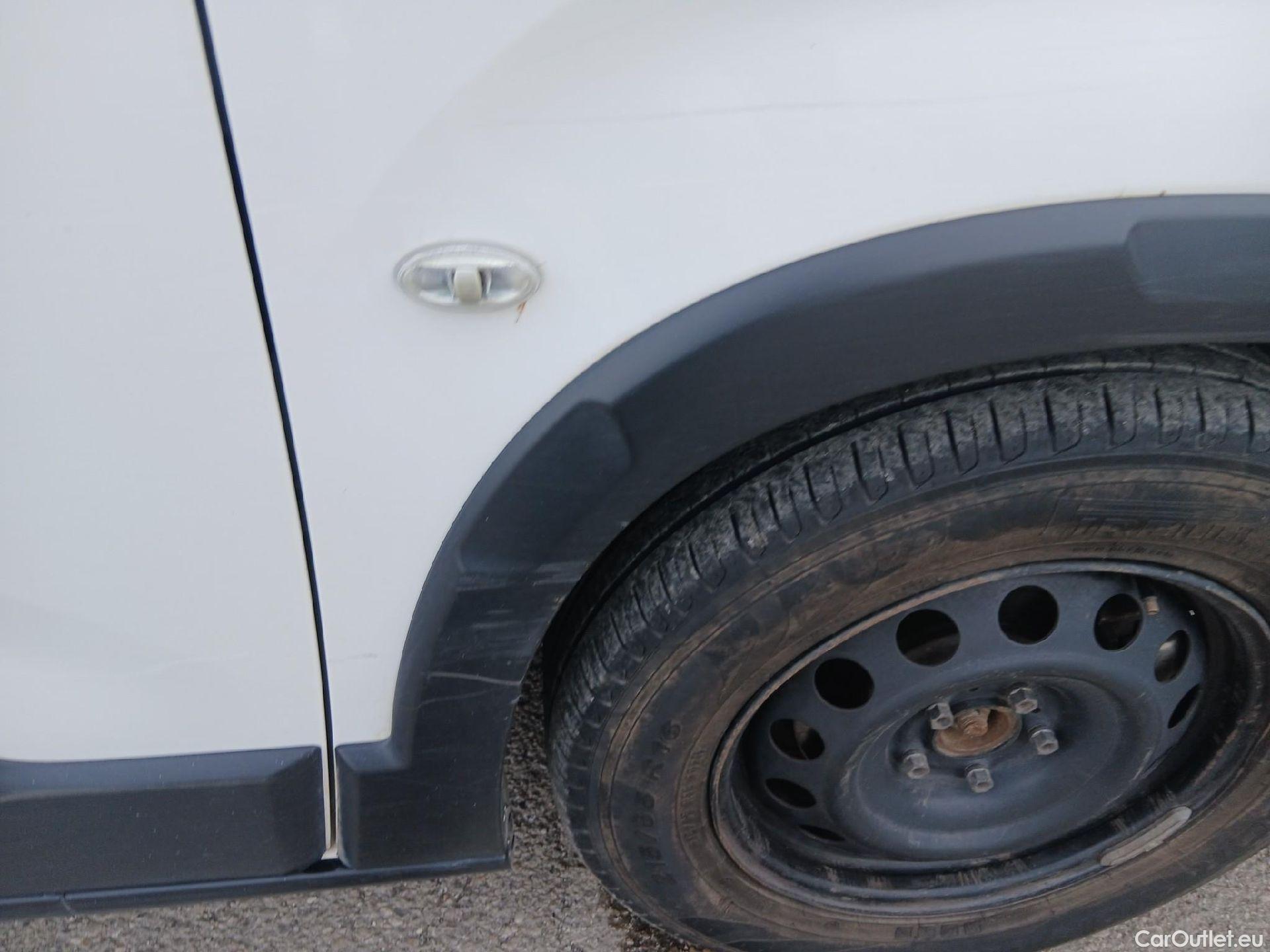  Peugeot  RIFTER PEUGEOT  / 2018 / 4P / combi Active Standard BlueHDi 73kW (IND) #52