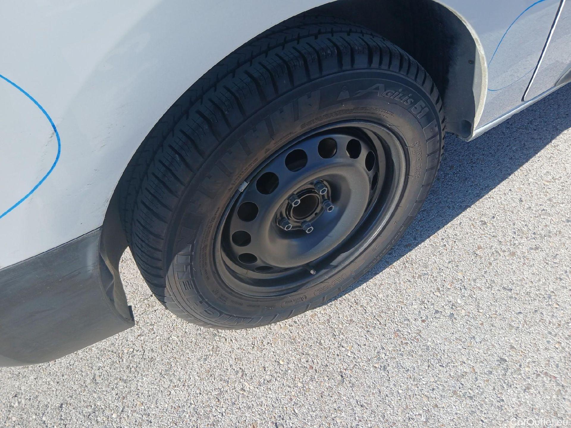  Citroen  Jumpy CITROEN  / 2016 / 4P / furgón Talla M BlueHDi 120 S&S 6v Control #34