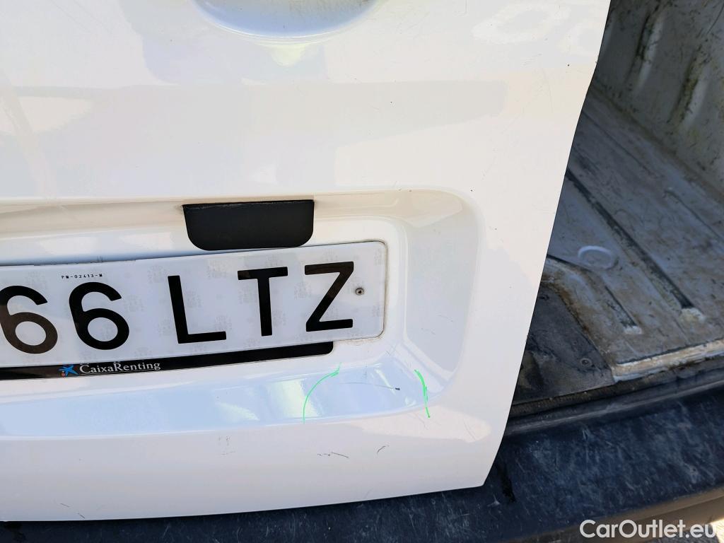  Peugeot  Expert PEUGEOT  / 2016 / 4P / furgón Furgón Premium 1.5 BlueHDi 100 Standard (AC) #11