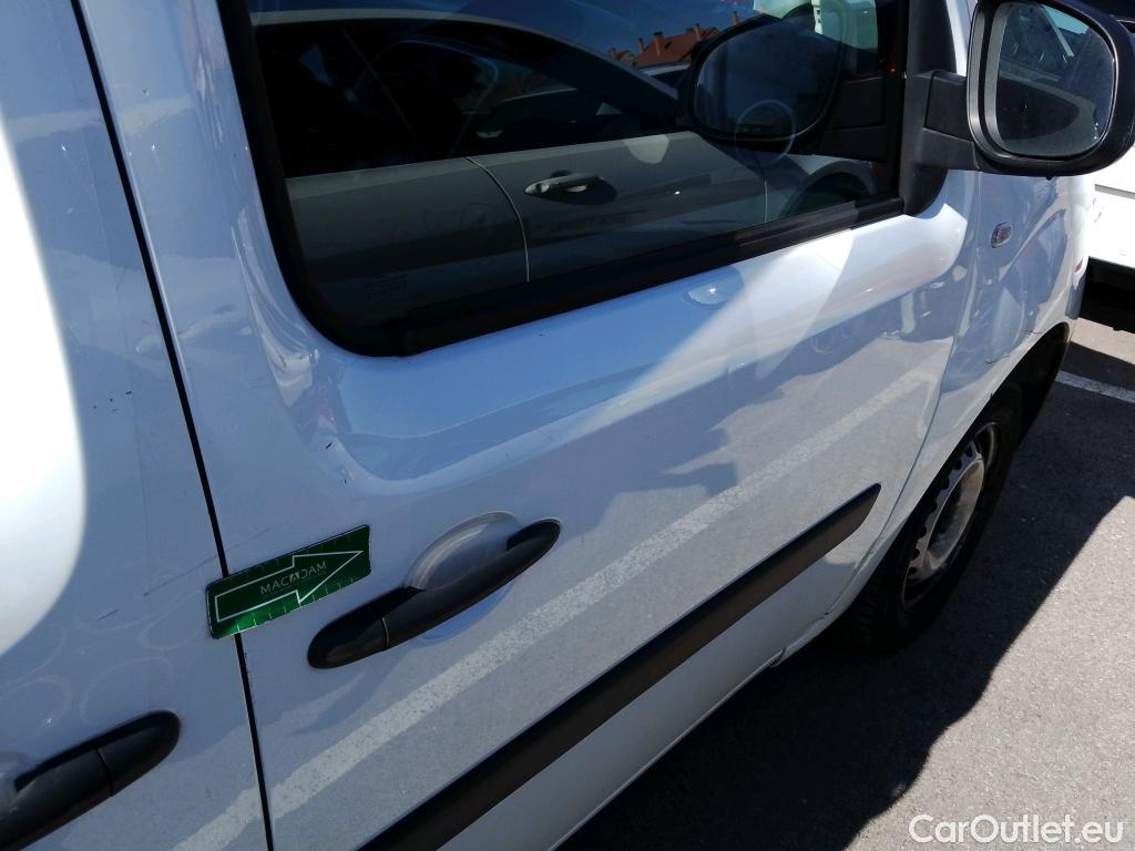 Renault  Kangoo RENAULT  Furgón/2013/3P/furgón derivado de turismo Profesional dCi 55 kW (75 CV) #41