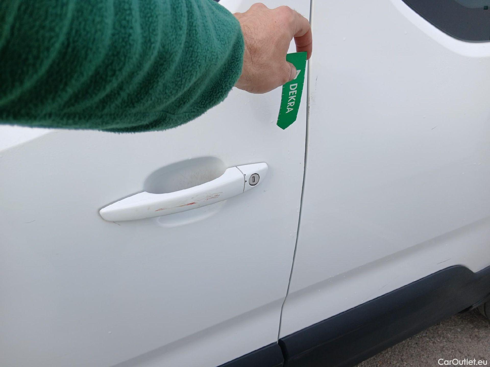  Peugeot  RIFTER PEUGEOT  / 2018 / 4P / combi Active Standard BlueHDi 73kW (IND) #17