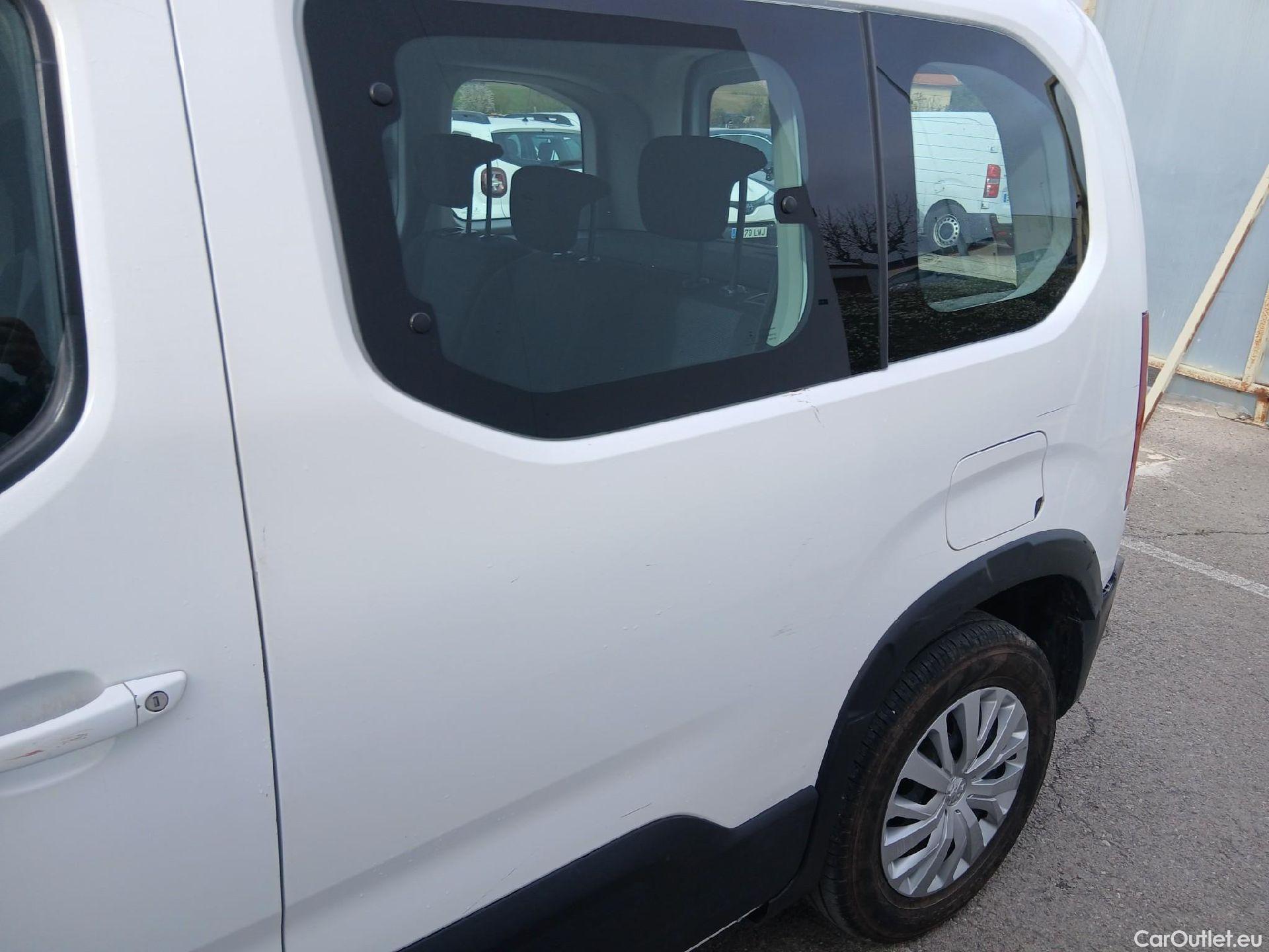  Peugeot  RIFTER PEUGEOT  / 2018 / 4P / combi Active Standard BlueHDi 73kW (IND) #23