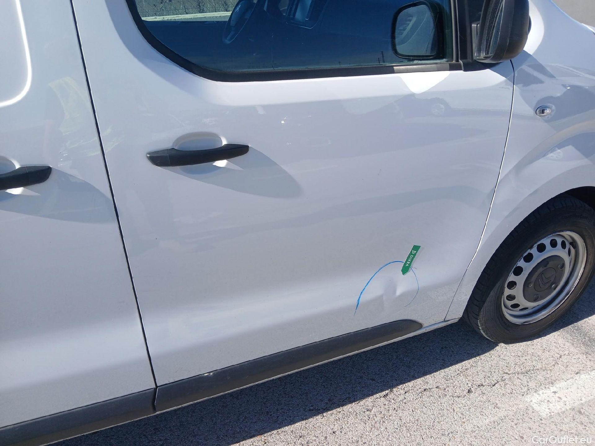  Citroen  Jumpy CITROEN  / 2016 / 4P / furgón Talla M BlueHDi 120 S&S 6v Control #38