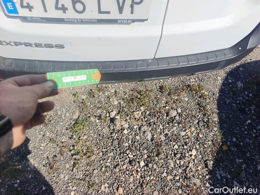  Renault  EXPRESS RENAULT  / 2021 / 4P / furgón derivado de turismo Confort 1.5 Blue dCi 55 kW (75 cv) #28