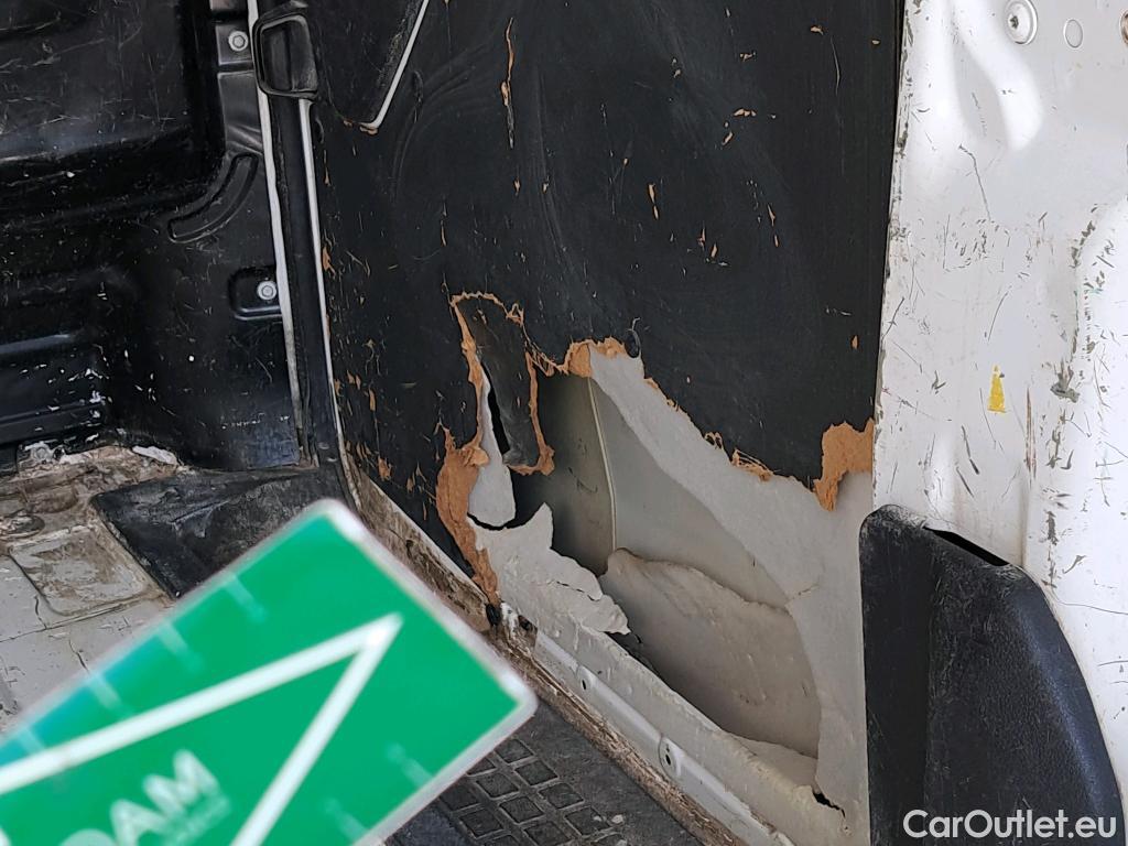  Peugeot  Expert PEUGEOT  / 2016 / 4P / furgón Furgón Premium 1.5 BlueHDi 100 Standard (AC) #33