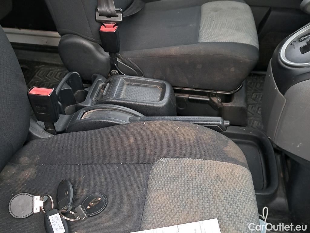  Nissan  NV200 NISSAN e- / 2009 / 5P / combi Combi 5 40 kWh PROFESIONAL #18