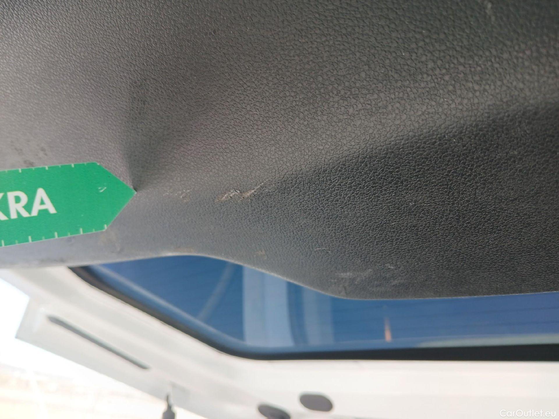  Toyota  Proace TOYOTA  City / 2020 / 5P / combi 1.5D 96kW (130CV) VX L2 7 PLAZAS #3