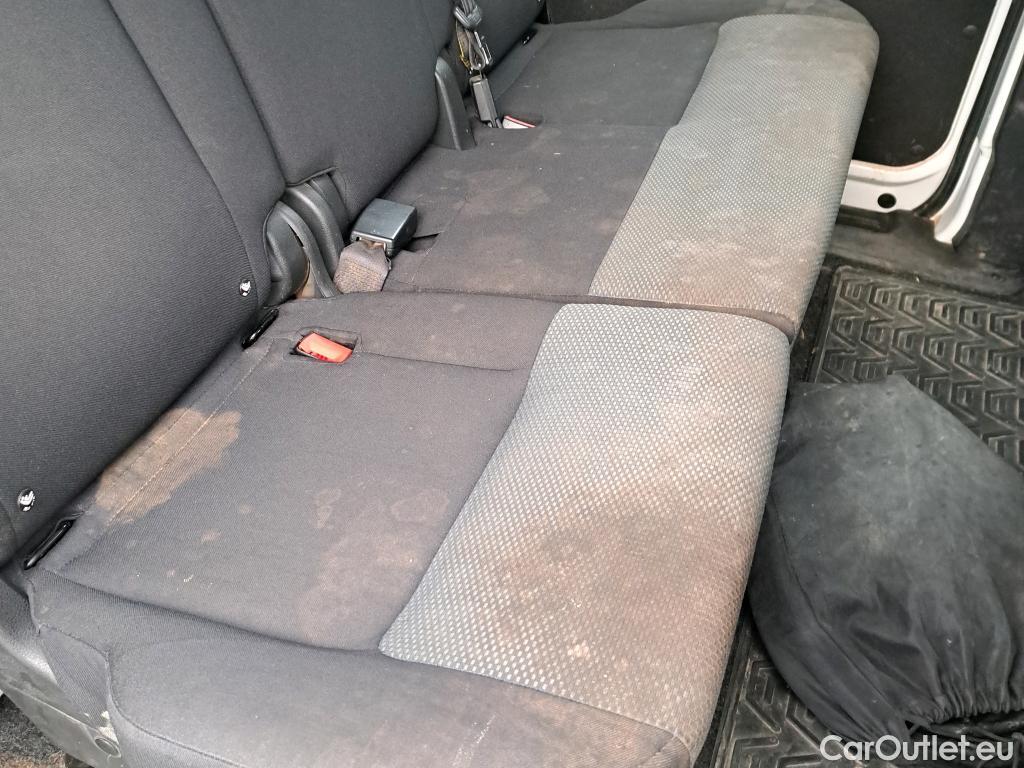  Nissan  NV200 NISSAN e- / 2009 / 5P / combi Combi 5 40 kWh PROFESIONAL #24