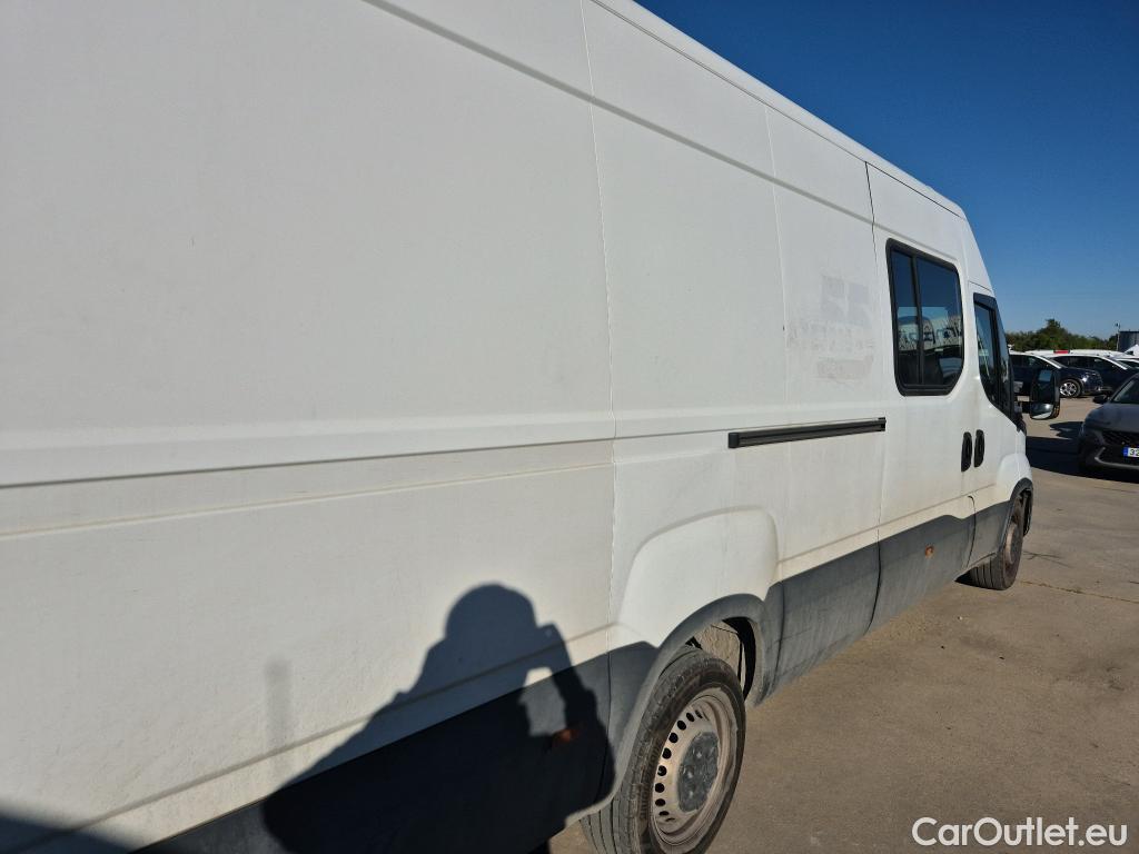  Iveco  Daily IVECO  / 2019 / 4P / combi 35S 14H V 4100/H2 16H M3 #28