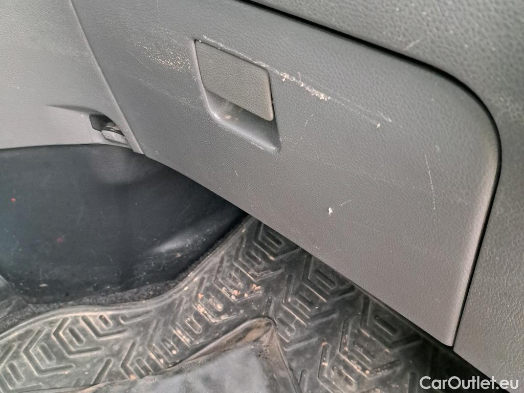  Nissan  NV200 NISSAN e- / 2009 / 5P / combi Combi 5 40 kWh PROFESIONAL #30