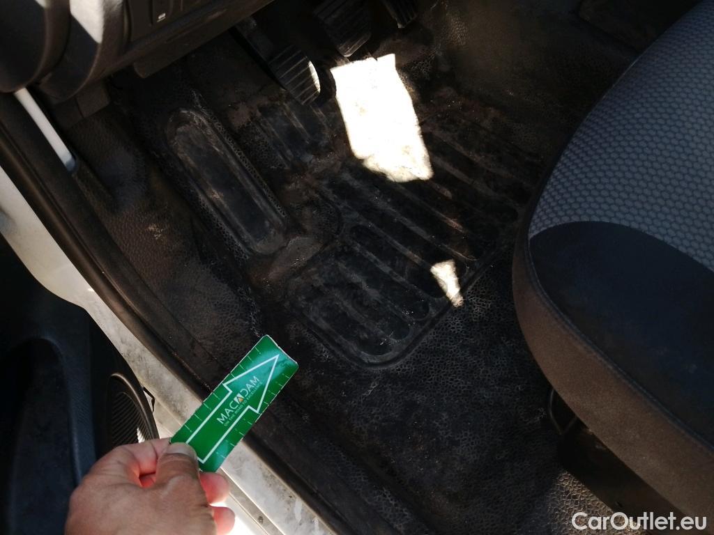  Renault  Kangoo RENAULT  Furgón/2013/3P/furgón derivado de turismo Profesional dCi 55 kW (75 CV) #21