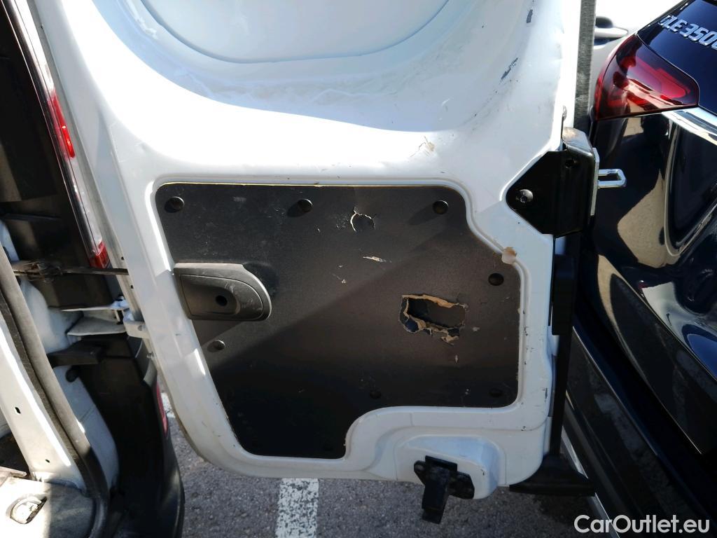  Renault  Kangoo RENAULT  Furgón/2013/3P/furgón derivado de turismo Profesional dCi 55 kW (75 CV) #24