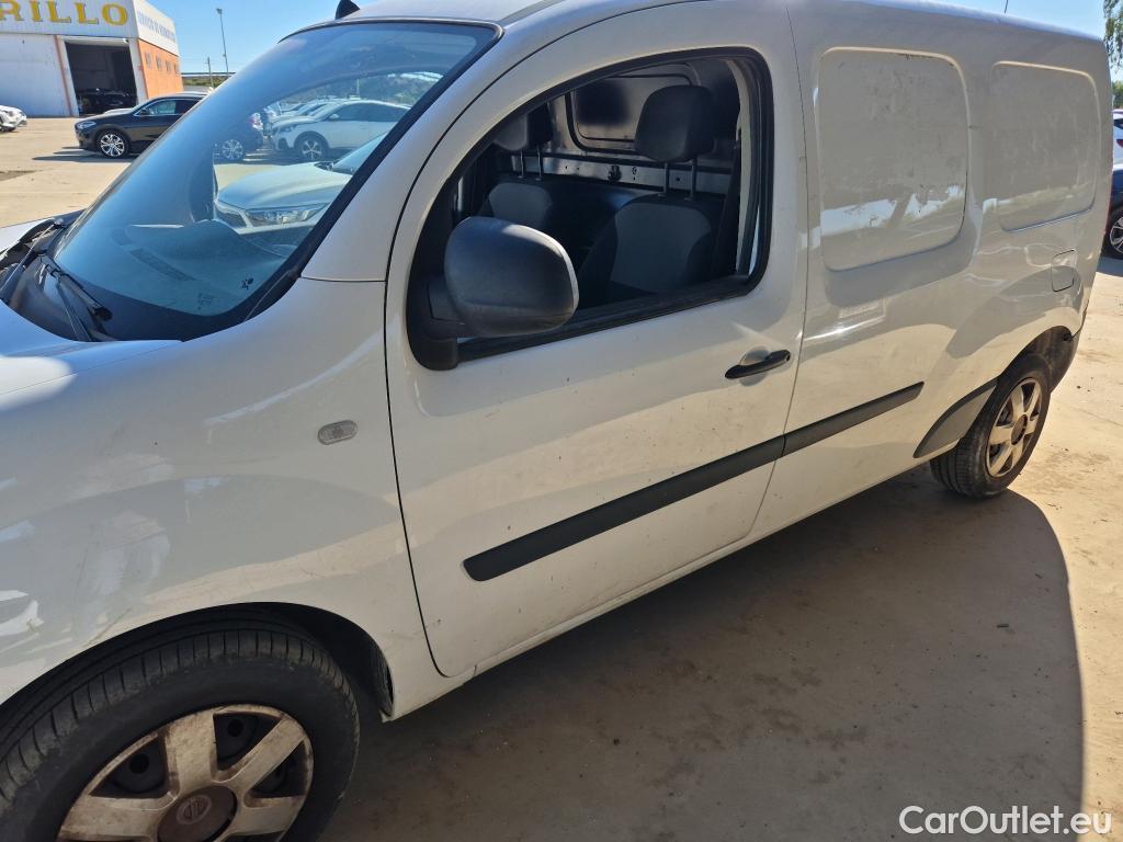  Nissan  NV200 NISSAN NV250 / 2019 / 4P / furgón 2pl 1.5dCi 70 kW (95CV) L2H1 ÓPTIMA #29