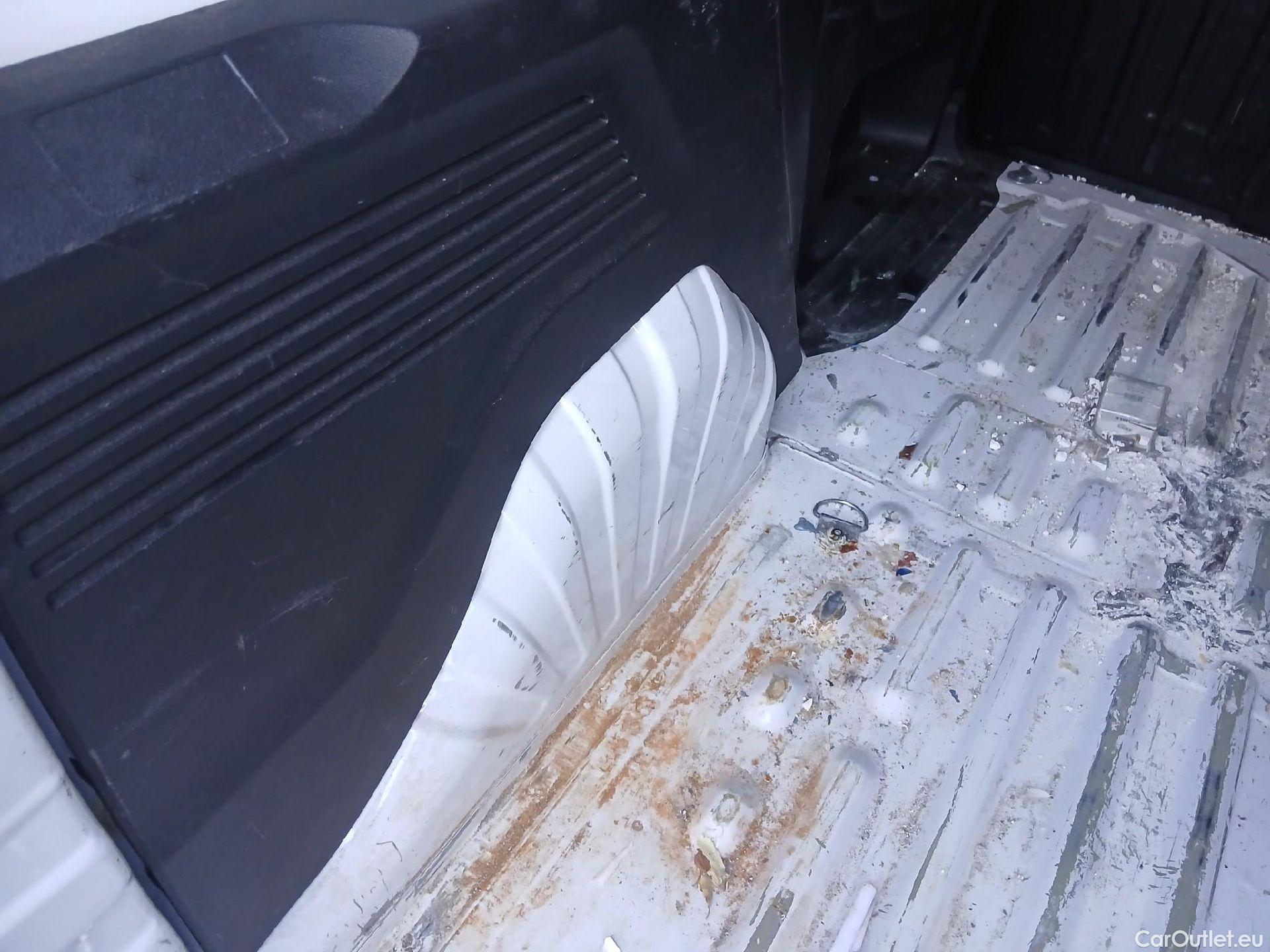  Opel  Combo OPEL  / 2018 / 3P / furgón derivado de turismo 1.5 TD 75kW (100CV) Express L H1 650kg #49