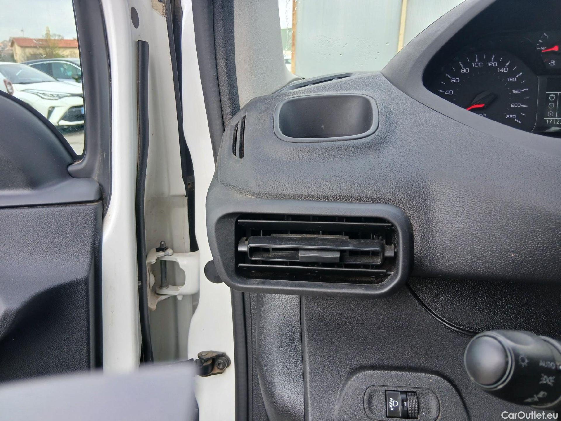  Peugeot  RIFTER PEUGEOT  / 2018 / 4P / combi Active Standard BlueHDi 73kW (IND) #56