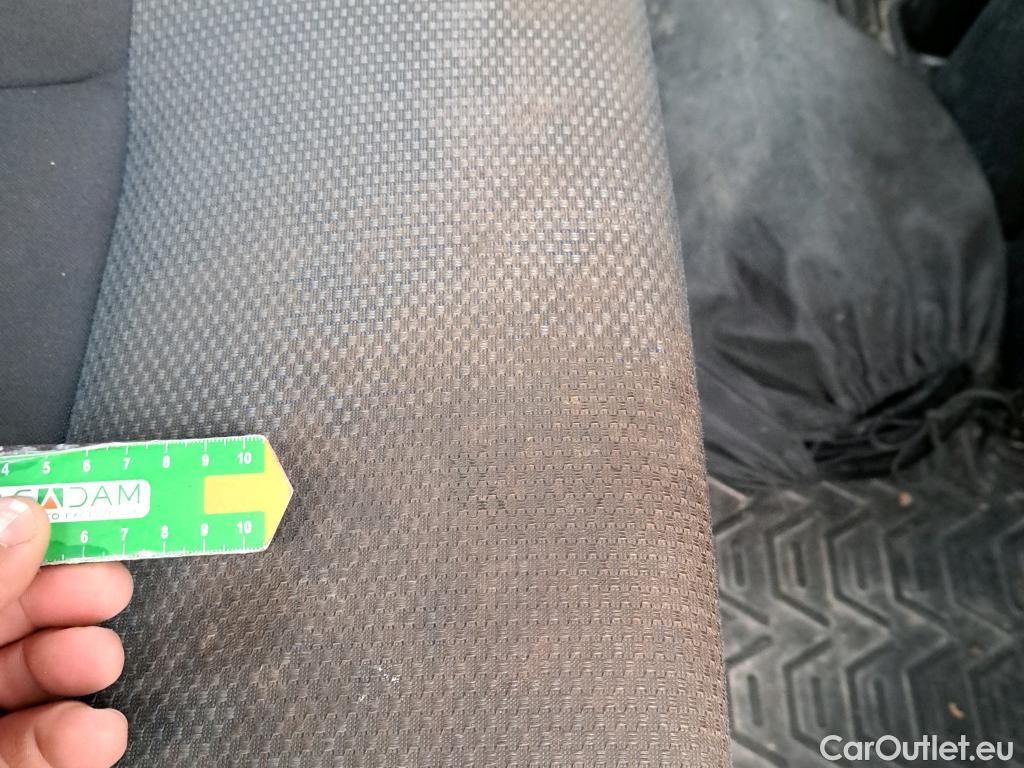  Nissan  NV200 NISSAN e- / 2009 / 5P / combi Combi 5 40 kWh PROFESIONAL #25