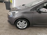  Peugeot  208 Peugeot  Signature 1.2 PureTech 82 5d #17