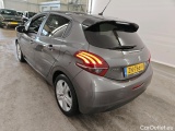  Peugeot  208 Peugeot  Signature 1.2 PureTech 82 5d #30