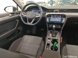  Volkswagen  Passat Volkswagen  Variant 1.5 TSI 7-DSG Business 5d + Pano #17