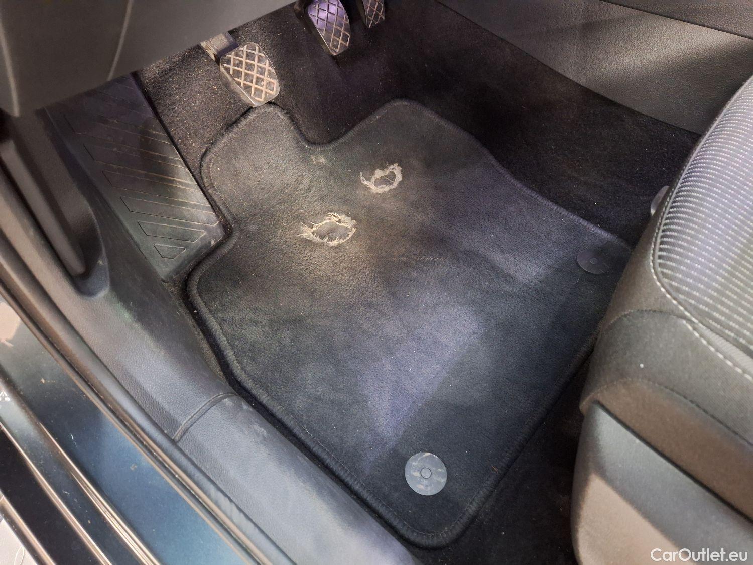  Skoda  Octavia Skoda,  Combi '20, Skoda  Combi 2.0 CRTDI 85kW Clever 5d #17