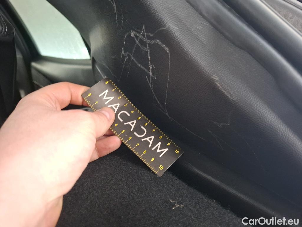  Peugeot  2008  Allure Business 1.5 HDi 130CV BVA8 E6d #4