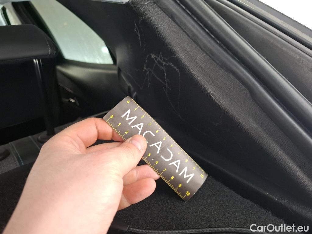  Peugeot  2008  Allure Business 1.5 HDi 130CV BVA8 E6d #3