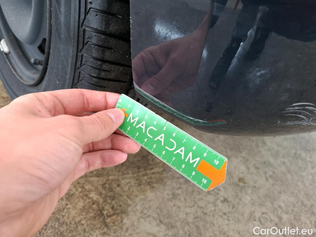  Peugeot  208  Active Business 1.2 80CV BVM5 E6dT #40