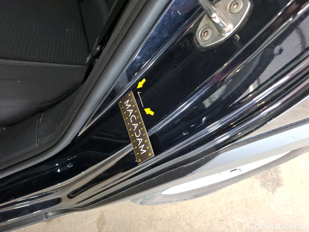  Volkswagen  Taigo VOLKSWAGEN  / 2021 / 5P / SUV 1.0 TSI 110 DSG Life #8