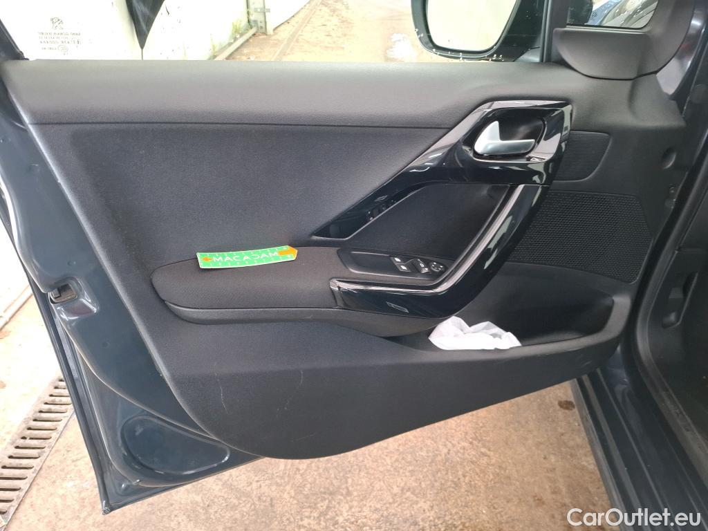  Peugeot  208  Active Business 1.2 80CV BVM5 E6dT #45