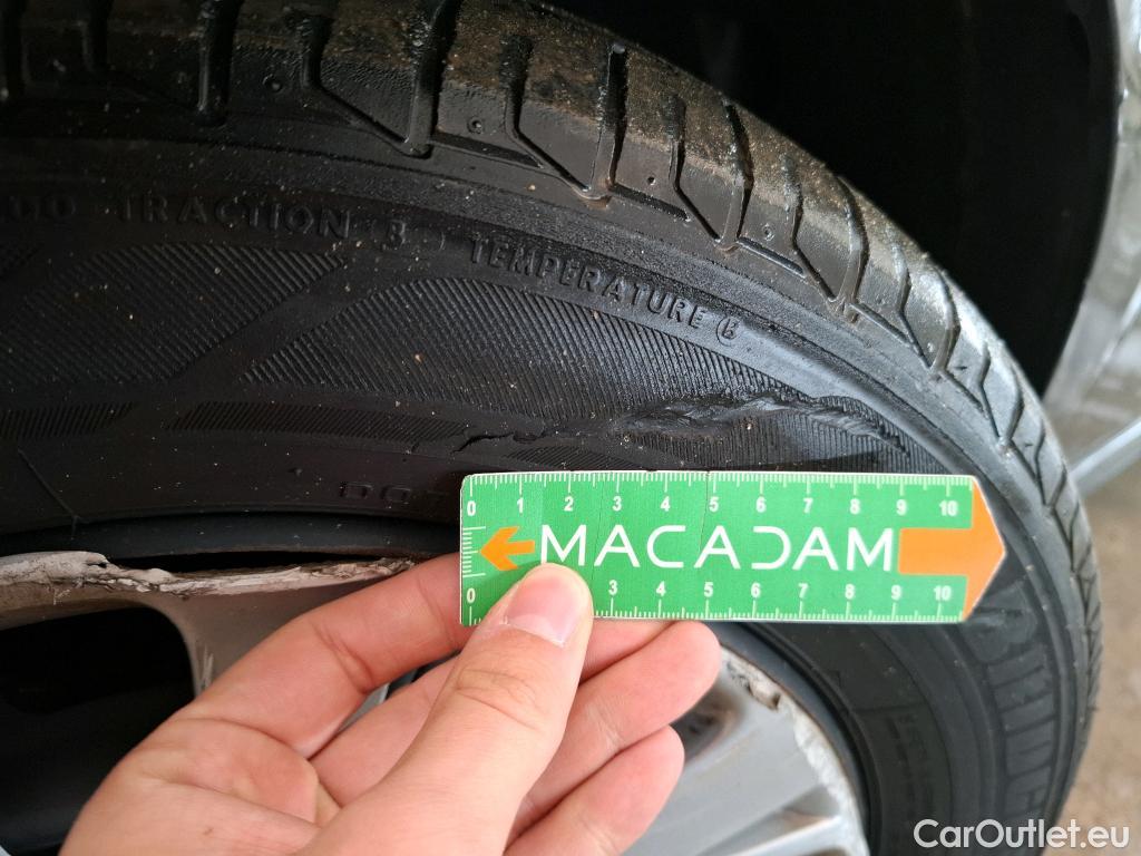  Peugeot  208  Active Business 1.2 80CV BVM5 E6dT #32