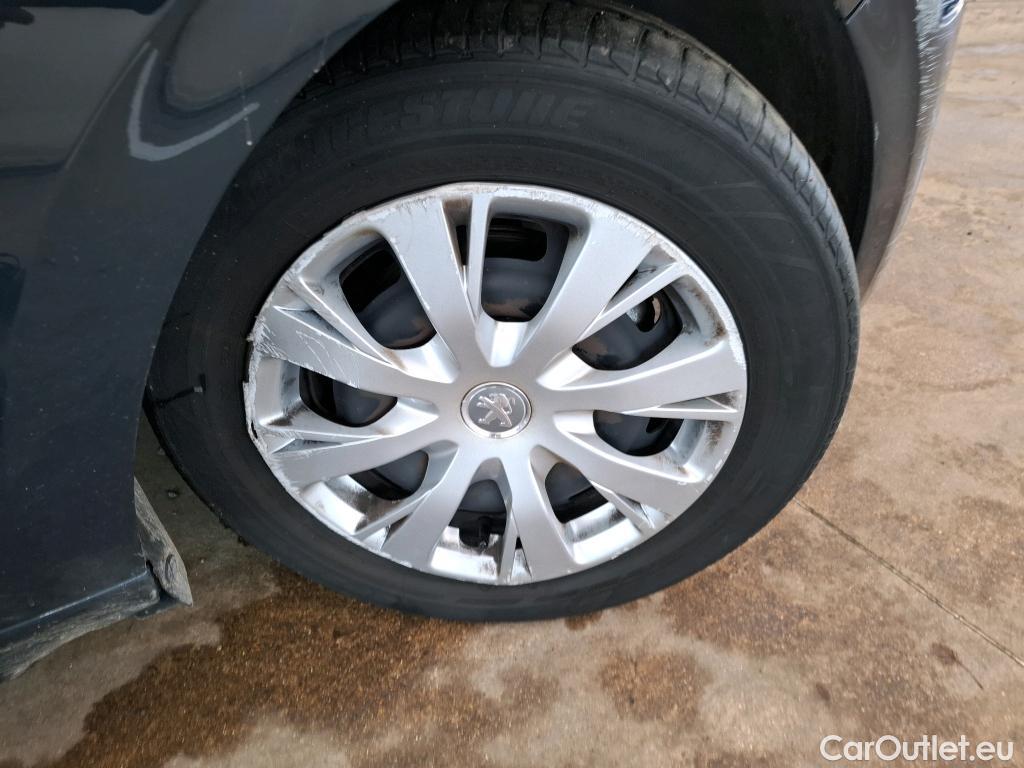  Peugeot  208  Active Business 1.2 80CV BVM5 E6dT #76