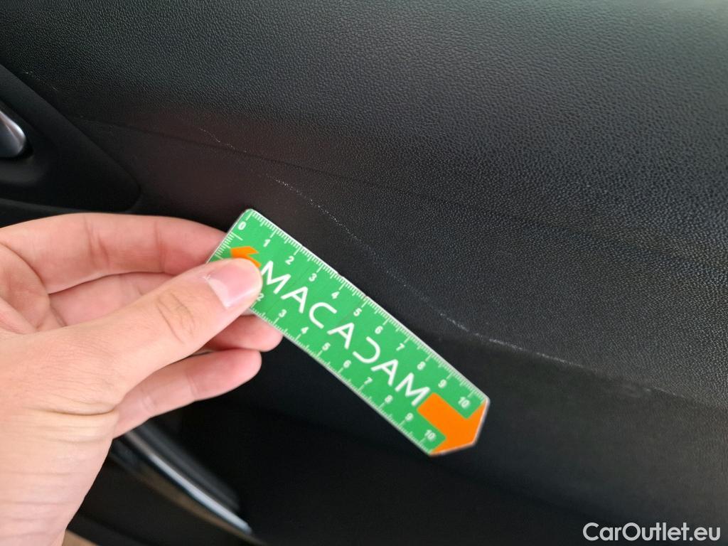  Peugeot  208  Active Business 1.2 80CV BVM5 E6dT #53