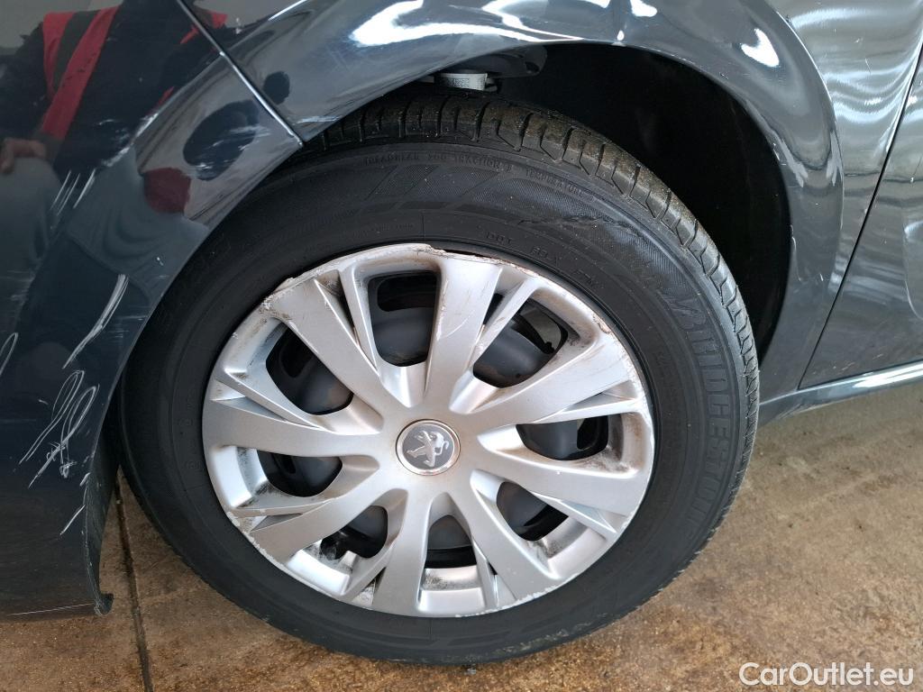  Peugeot  208  Active Business 1.2 80CV BVM5 E6dT #31