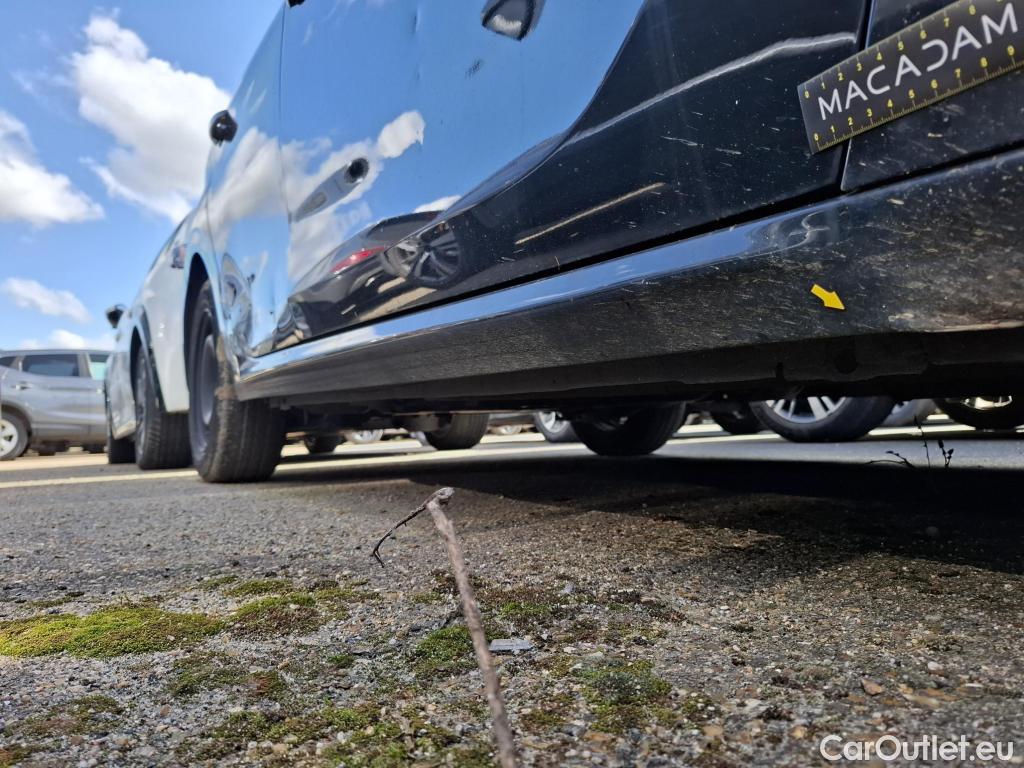  Peugeot  208  Active Business 1.2 80CV BVM5 E6dT #36