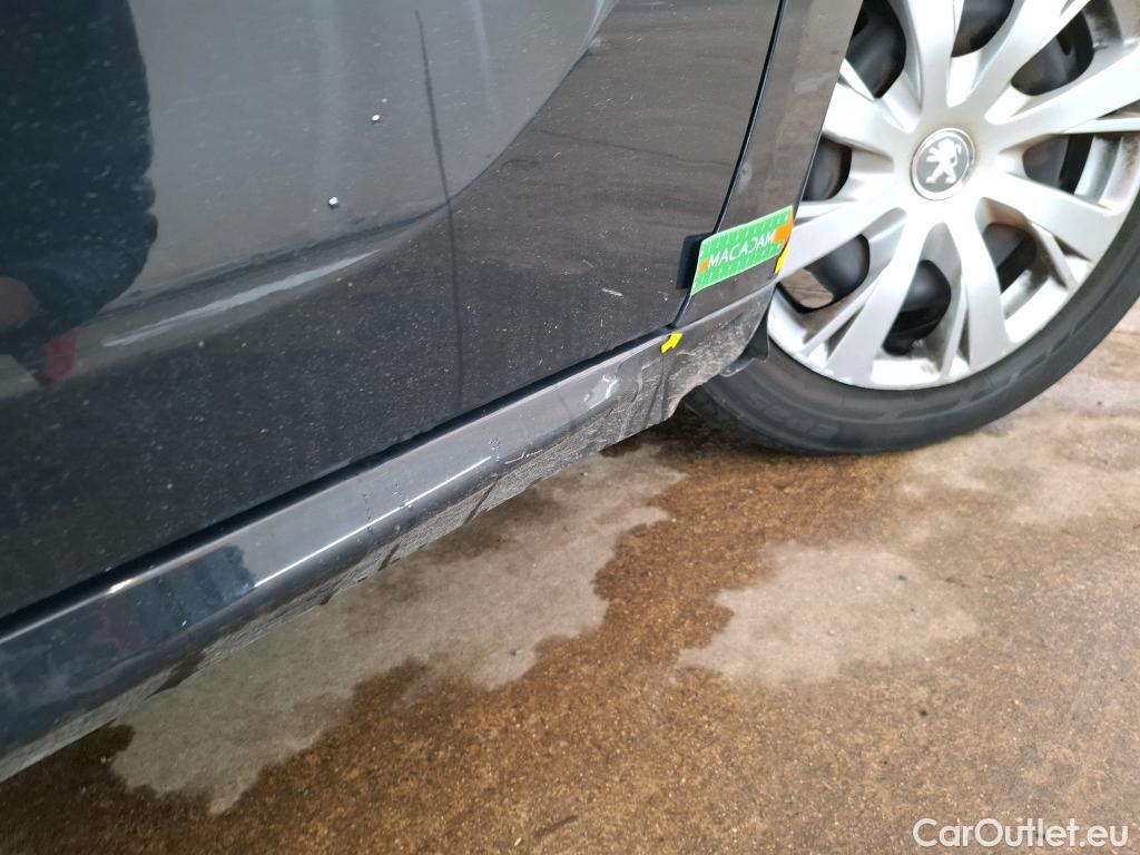  Peugeot  208  Active Business 1.2 80CV BVM5 E6dT #33