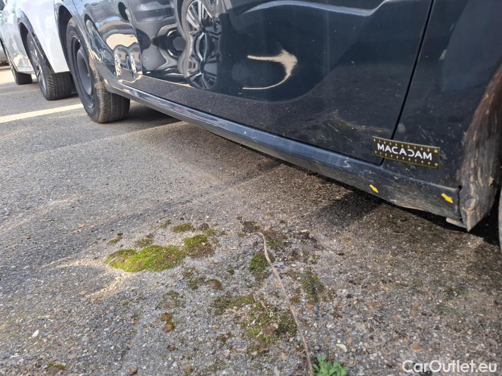  Peugeot  208  Active Business 1.2 80CV BVM5 E6dT #37