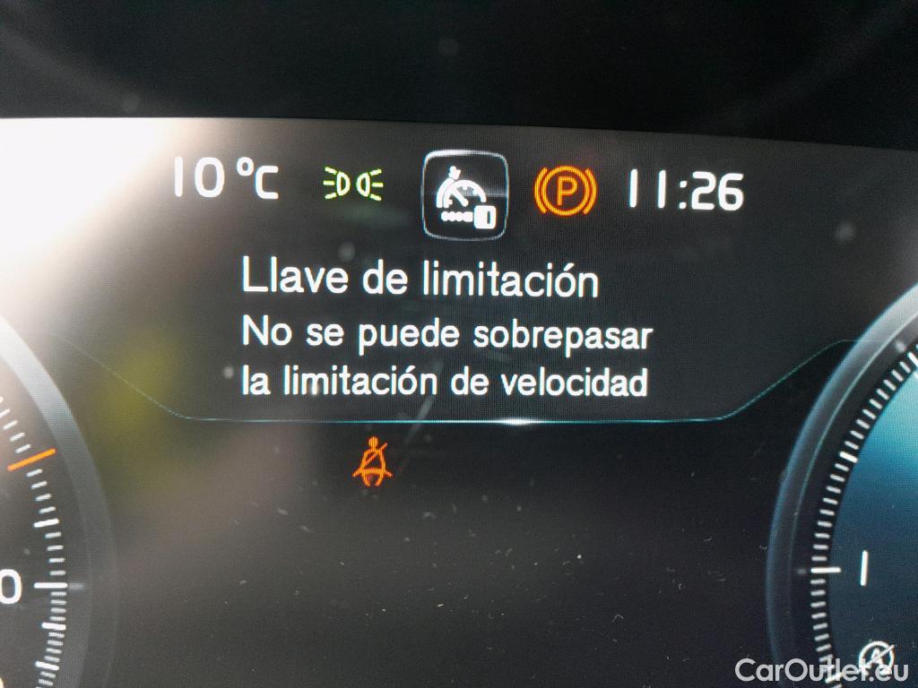  Volvo  XC90 VOLVO  / 2019 / 5P / todoterreno 2.0 B5 D AWD Momentum Auto #37