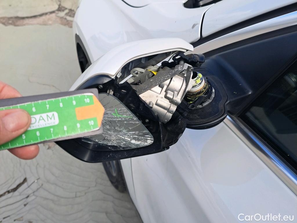  Bmw  X1 BMW  / 2019 / 5P / todoterreno sDrive18d #8