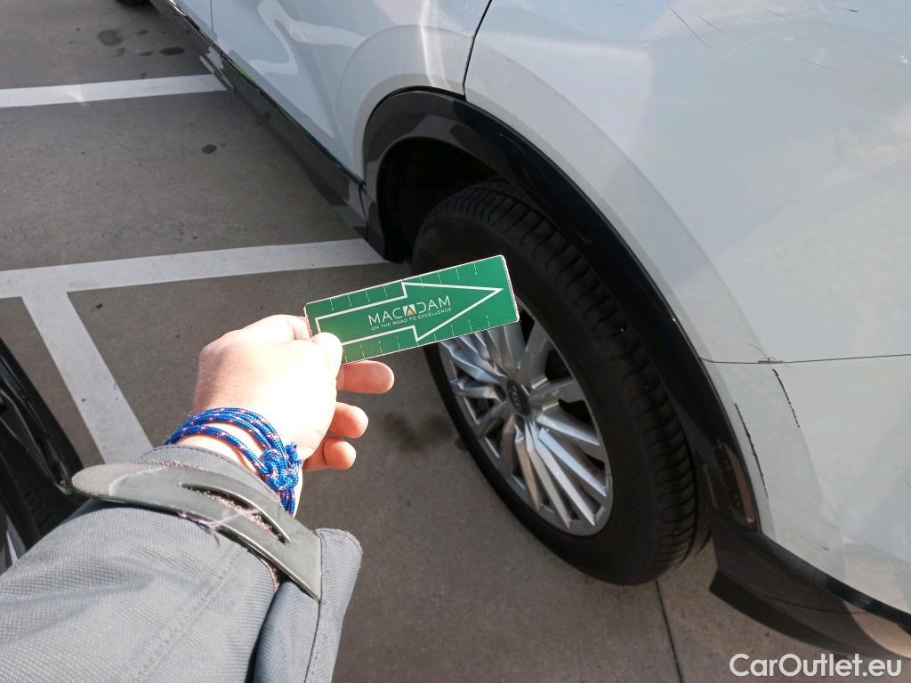  Audi  Q2 AUDI  / 2016 / 5P / todoterreno Design 30 TFSI 85kW (116CV) #41