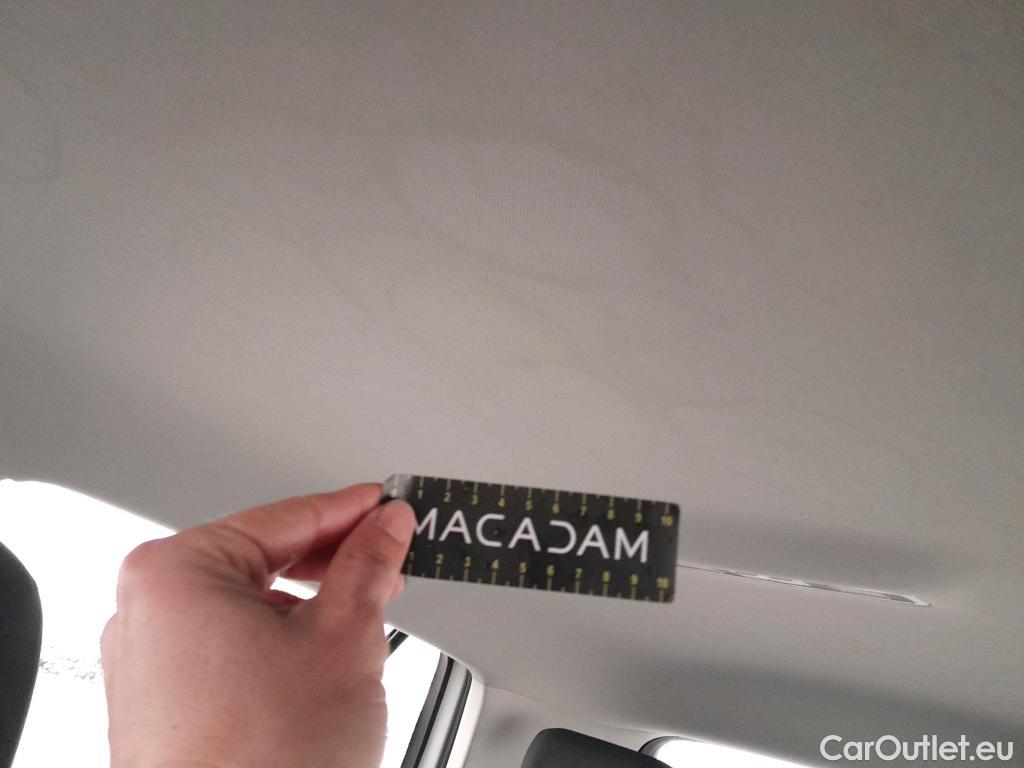  Volkswagen  Golf  VOLKSWAGEN / 2016 / 5P / berlina con portón Last Edition 1.6 TDI 85kW (115CV) #6