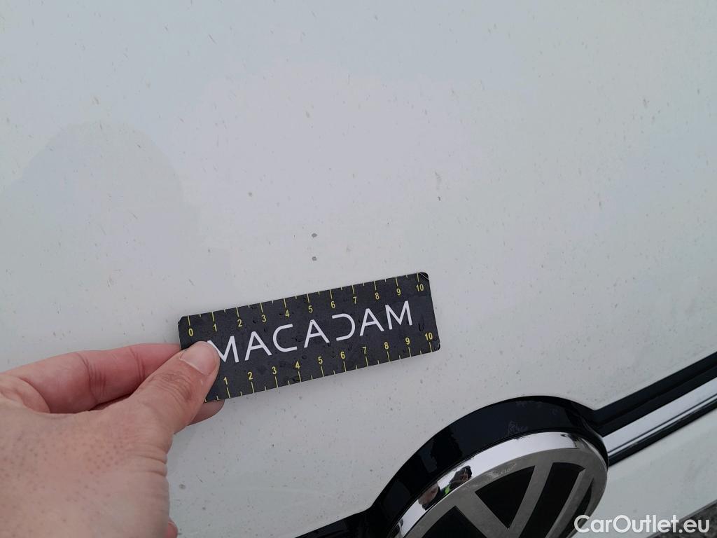  Volkswagen  Golf  VOLKSWAGEN / 2016 / 5P / berlina con portón Last Edition 1.6 TDI 85kW (115CV) #2