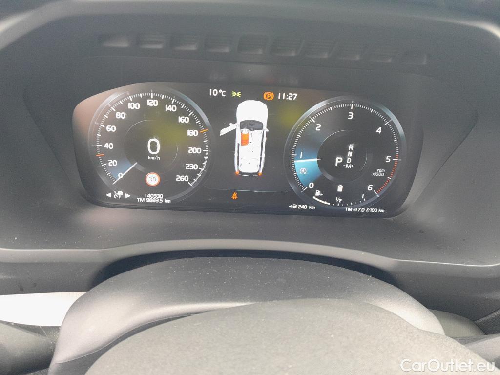  Volvo  XC90 VOLVO  / 2019 / 5P / todoterreno 2.0 B5 D AWD Momentum Auto #38