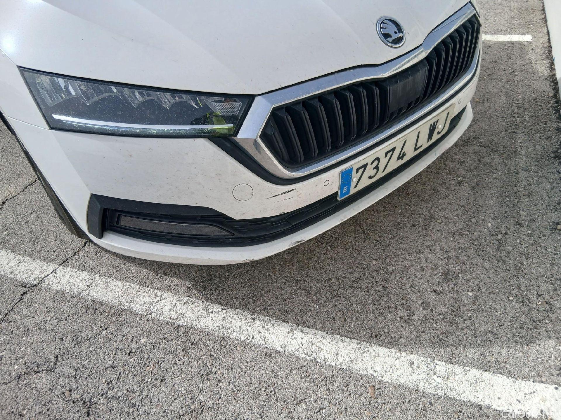  Skoda  Octavia SKODA  / 2020 / 5P / berlina con portón 2.0 TDI 85kW (115 CV) Manual Ambition #1