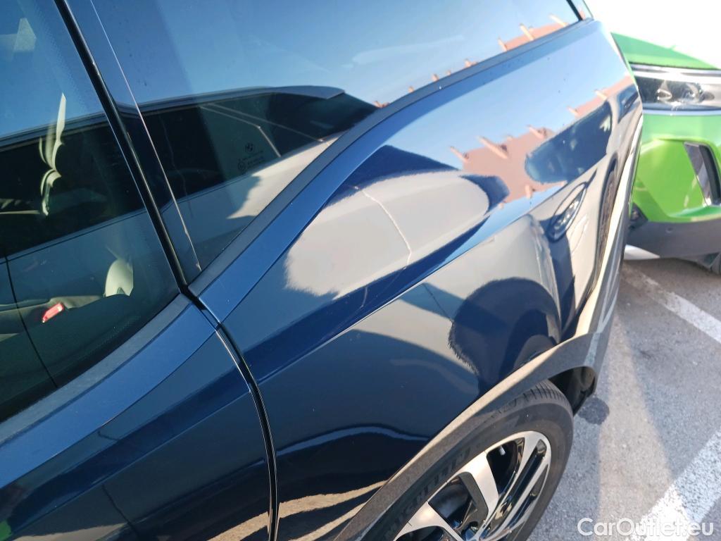  Bmw  I3  BMW / 2017 / 5P / berlina con portón 120ah #19