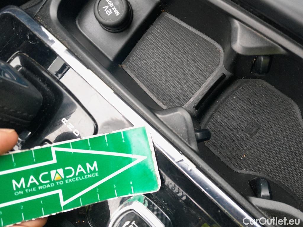  Volvo  XC90 VOLVO  / 2019 / 5P / todoterreno 2.0 B5 D AWD Momentum Auto #7