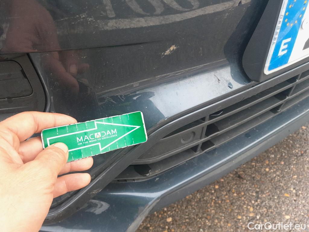  Volvo  XC90 VOLVO  / 2019 / 5P / todoterreno 2.0 B5 D AWD Momentum Auto #29