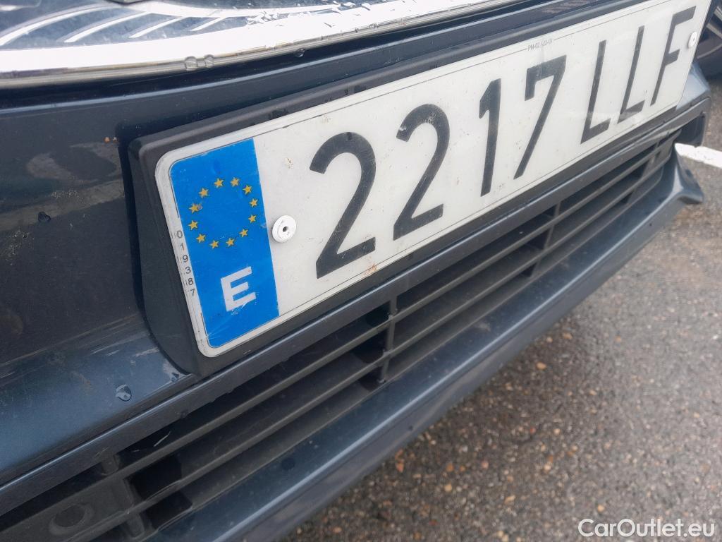  Volvo  XC90 VOLVO  / 2019 / 5P / todoterreno 2.0 B5 D AWD Momentum Auto #31