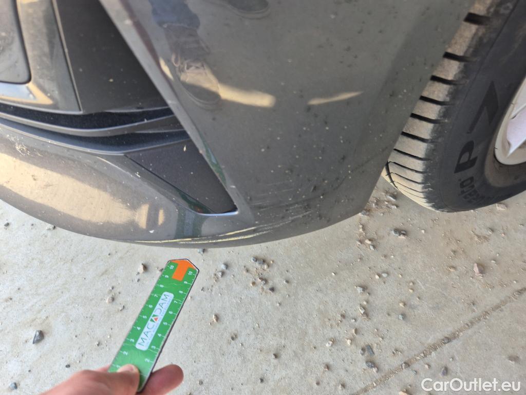  Bmw  Serie 3 BMW  / 2018 / 4P / sedán 318d Auto. #7